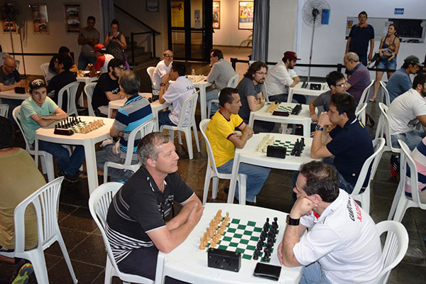 Torneio Revelação movimenta o Xadrez de São Roque - Guia São Roque