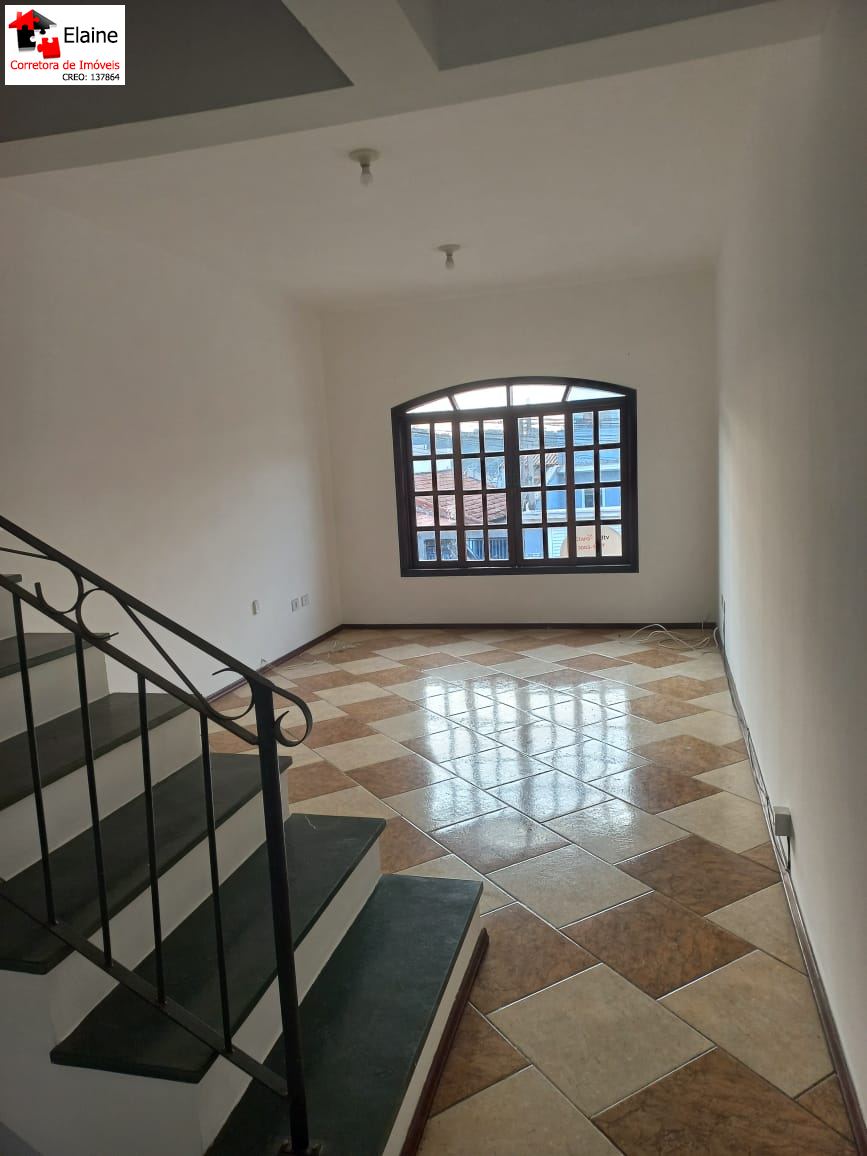 Casa em Jardim São José, São Roque - sobradão bairro próximo