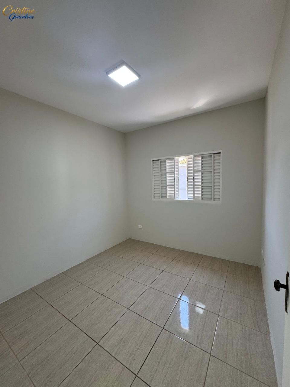 Casa em Vila Santo Antônio, São Roque - Casa em condomínio para locação