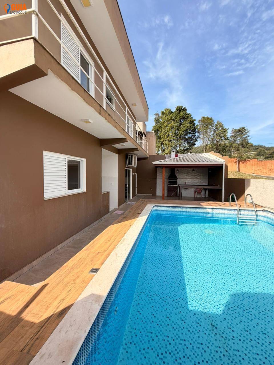 Condominio em Vila di Roma, São Roque - Casa com piscina para locação