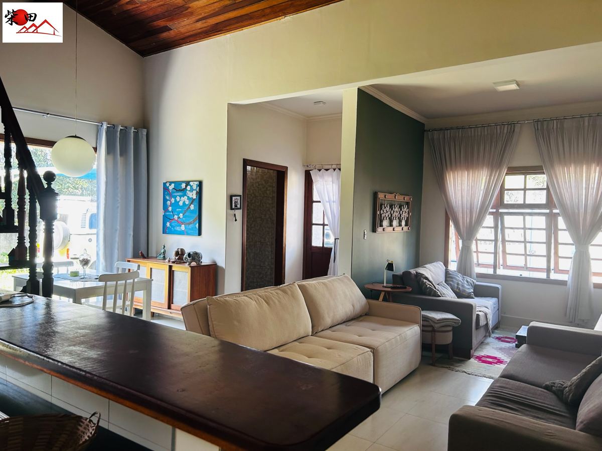 Chácara em Pavão, São Roque - São Roque Charmosa Casa de  Campo !!!