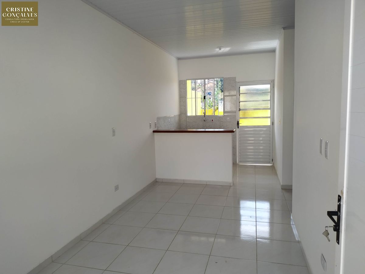 Casa em Jardim Caparelli (Mailasqui), São Roque - Aluga-se casa em condomínio
