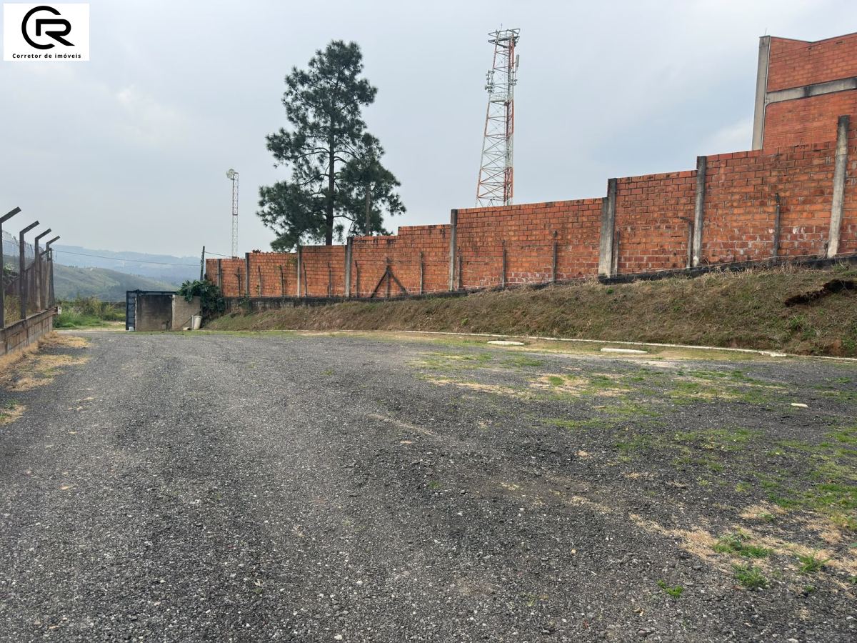 Comercial em Mombaça, São Roque - Galpão na Castello Branco - Foto 5