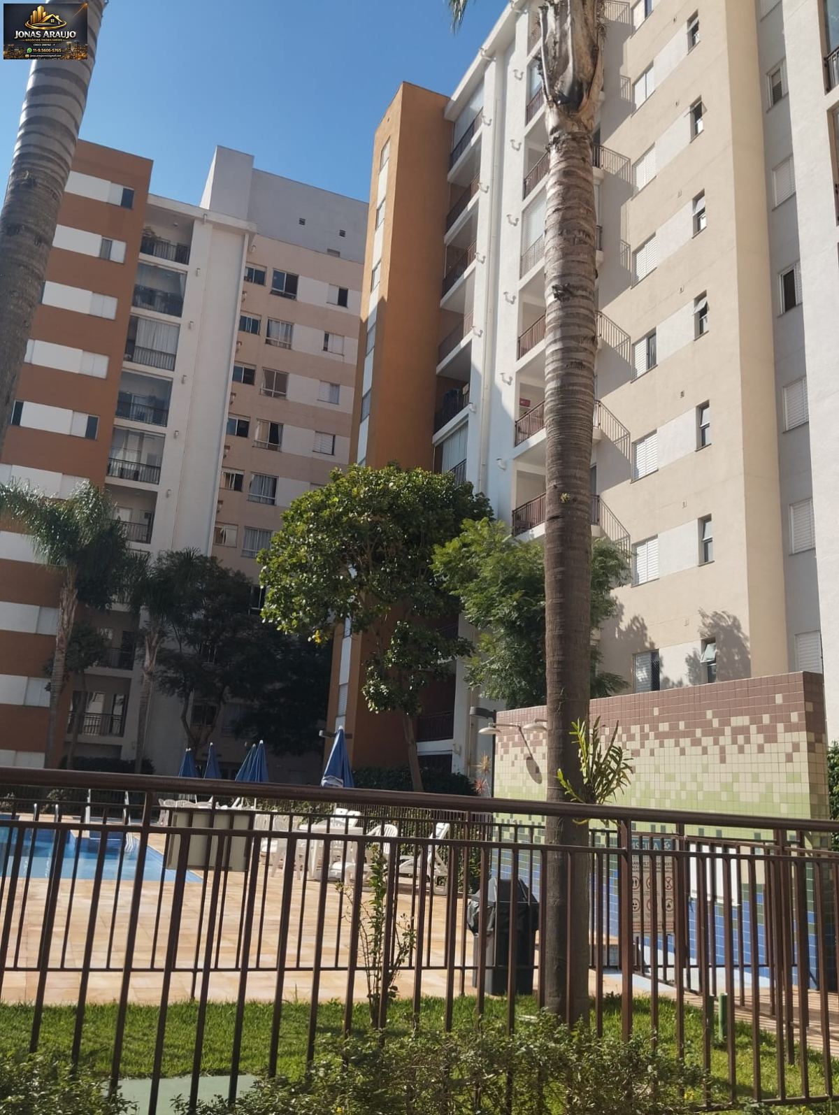 Apartamento em Jardim Carambeí, São Roque - Apartamento 3 dorm. condomínio completo - Foto 1