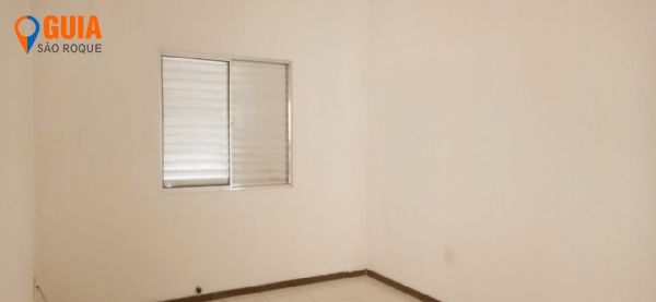 Vende-se apartamento em So Roque.