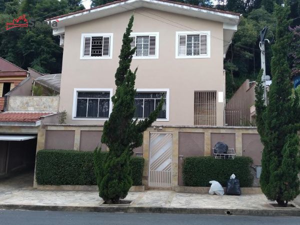 Belo sobrado 5 dormitrios - VENDA