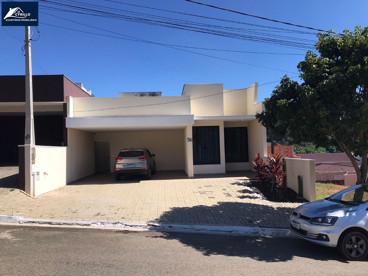Condominio em Jardim Cruzeiro, Mairinque - Casa térrea 03 dormitórios Locação