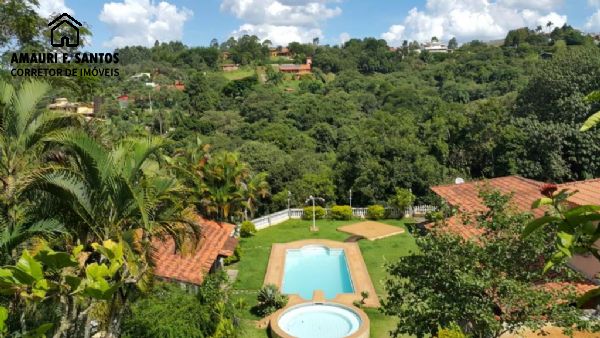 linda chacara em condominio fechado