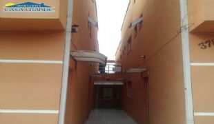 Aluga-se casa centro São Roque