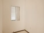 Vende-se apartamento em So Roque.