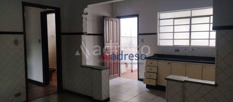 Casa com 2 dormitrios  venda, 80 m - Marmeleiro - So Roque/SP