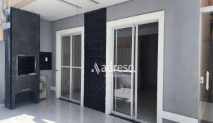 Casa com 2 dormitórios para alugar, 100 m² por R$ 4.800,00/mês - Jardim Maria Trindade - São Roque/SP