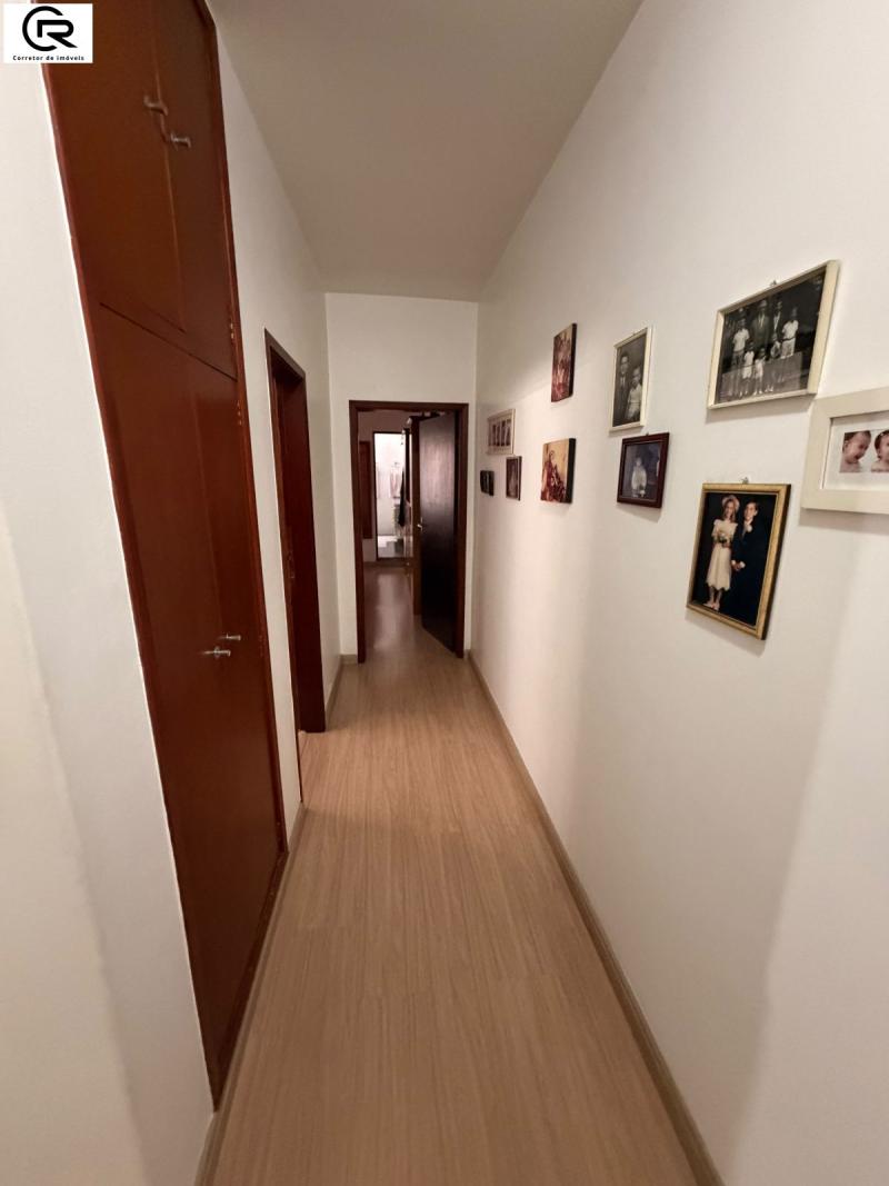 Casa em Parque IX de Julho, São Roque - Sobrado com três dormitórios - Foto 2