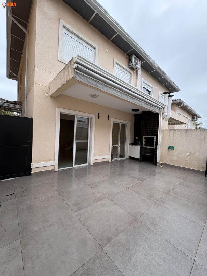 Casa em Bairro do Cambará, São Roque - Casa com 3 quartos, 100 m² Cambara