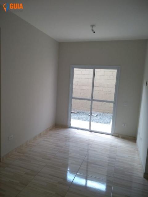 Apartamento Térreo com Quintal Grande
