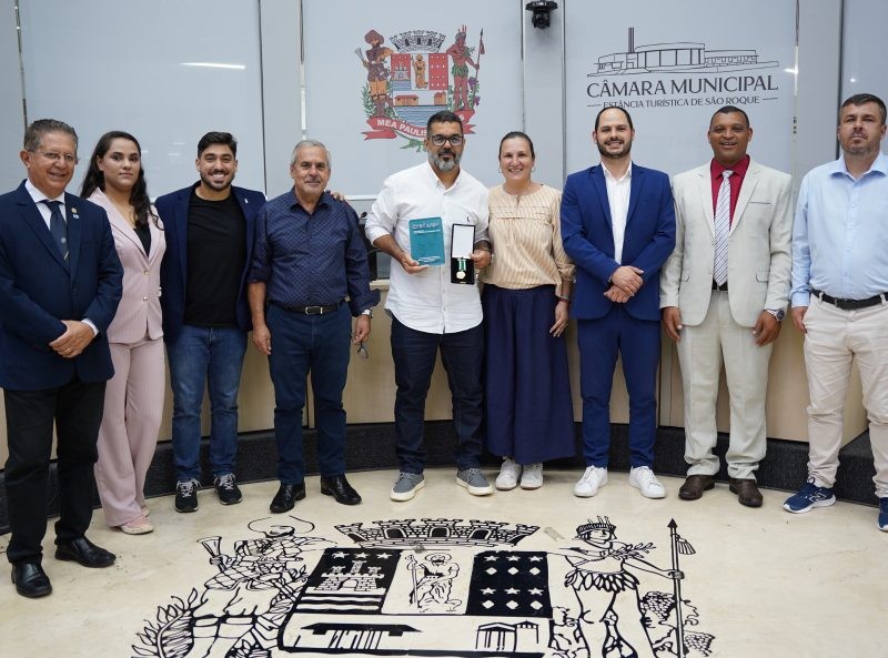 Câmara homenageia profissionais de Educação Física em Sessão Solene