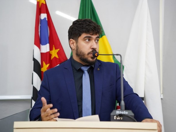 Câmara aprova projeto de Diego Costa que institui a Lei Zek de Segurança ao Parto em São Roque