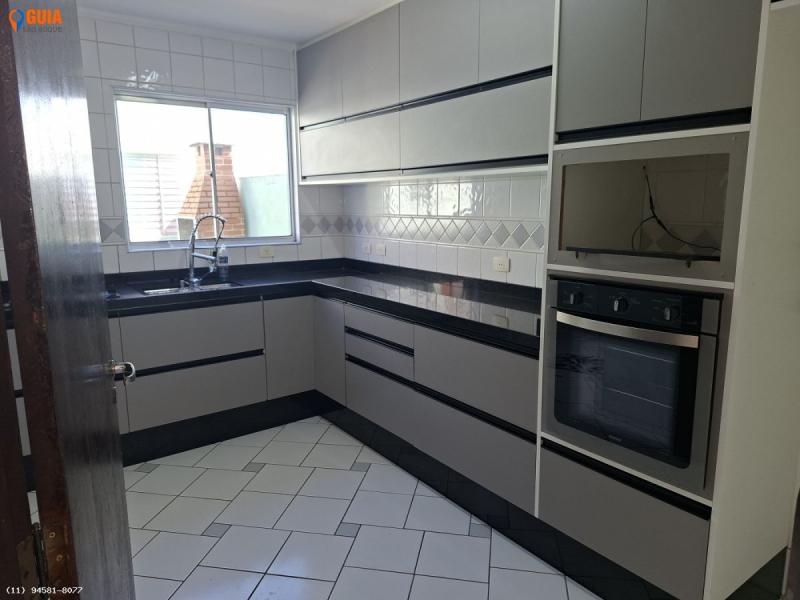Casa em Cambará, São Roque - ÓTIMO SOBRADO EM CONDOMÍNIO - Foto 2