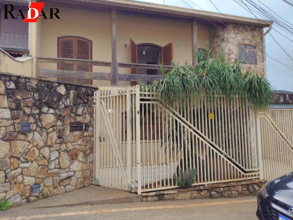 Casa em Jardim Brasil, São Roque - Excelente sobrado no jardim Brasil - Foto 1