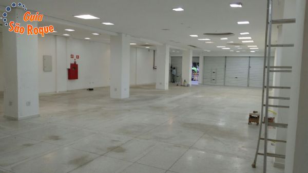 Comercial em Centro, São Roque - Aluga-se salão comercial centro SR - Foto 3